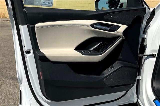 new 2025 Audi Q6 e-tron car, priced at $76,790