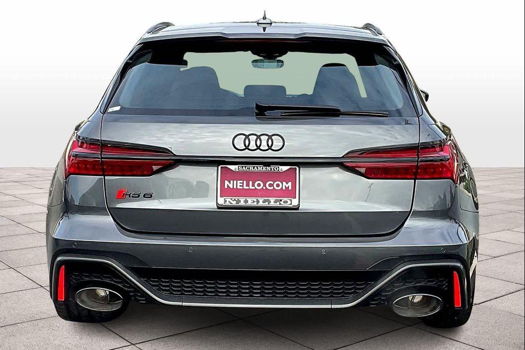 new 2026 Audi RS 6 Avant car, priced at $154,365