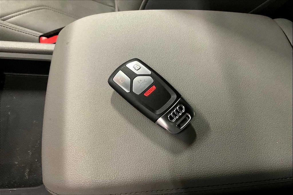 used 2022 Audi Q5 car, priced at $28,450