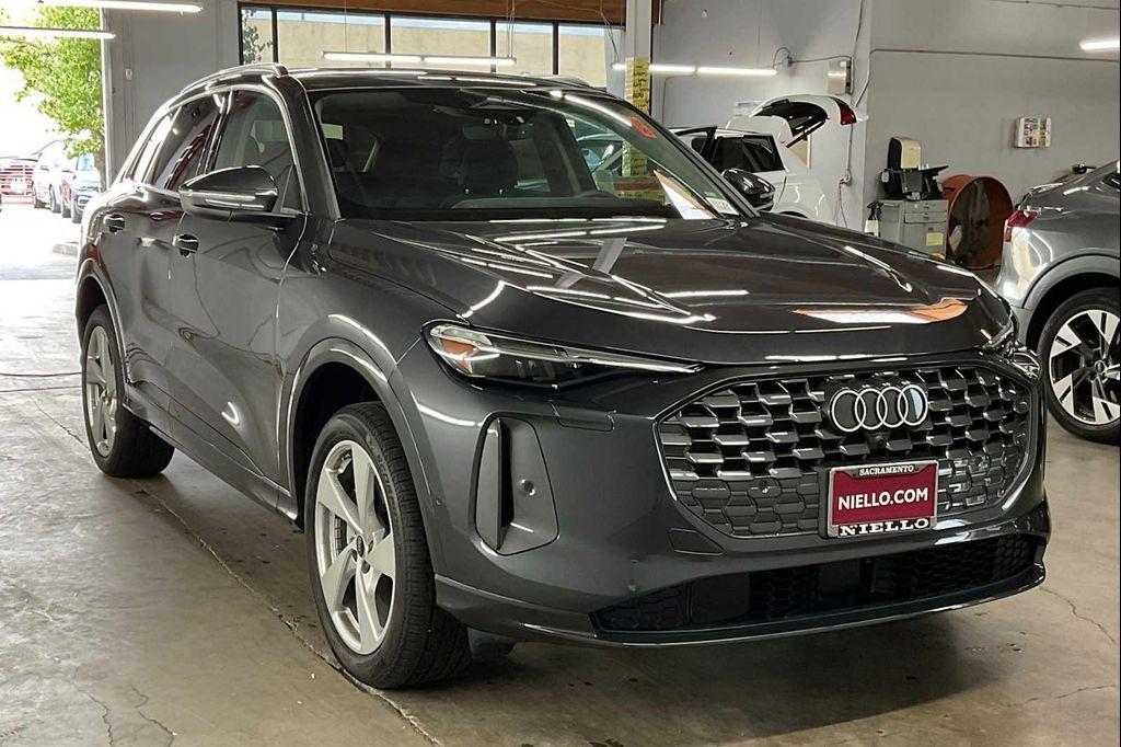 new 2025 Audi Q5 car, priced at $59,910