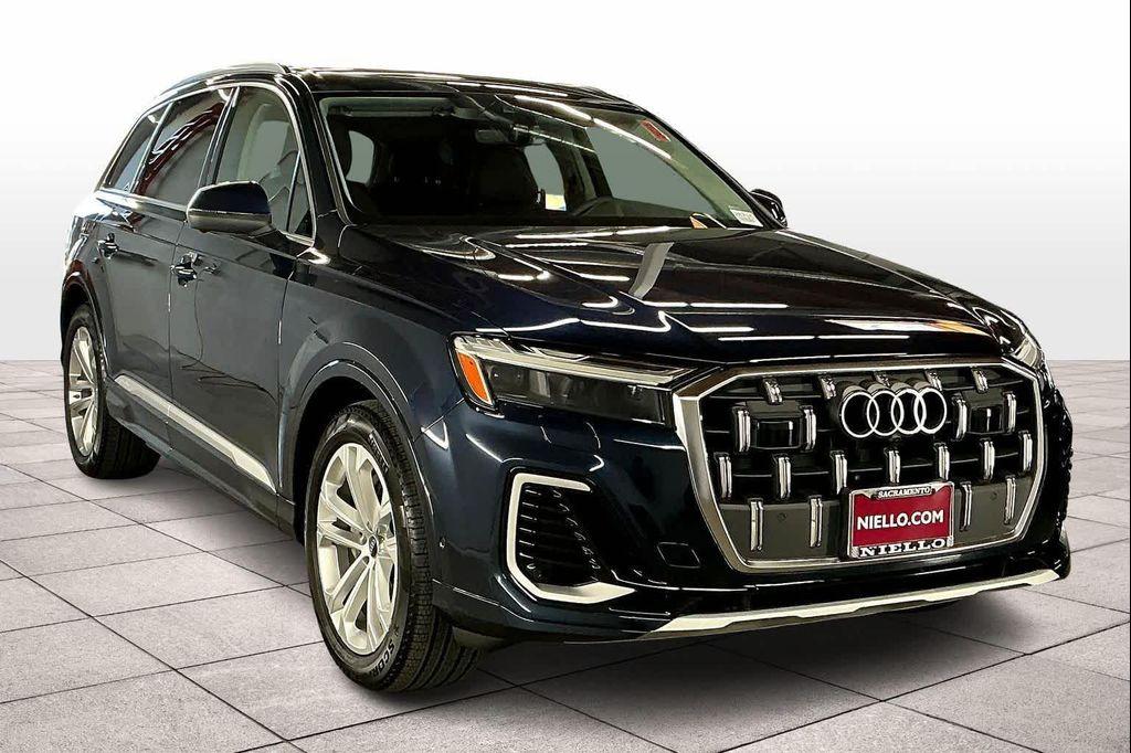 new 2025 Audi Q7 car, priced at $75,350