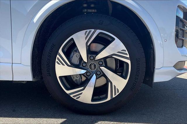 new 2025 Audi Q6 e-tron car, priced at $75,750