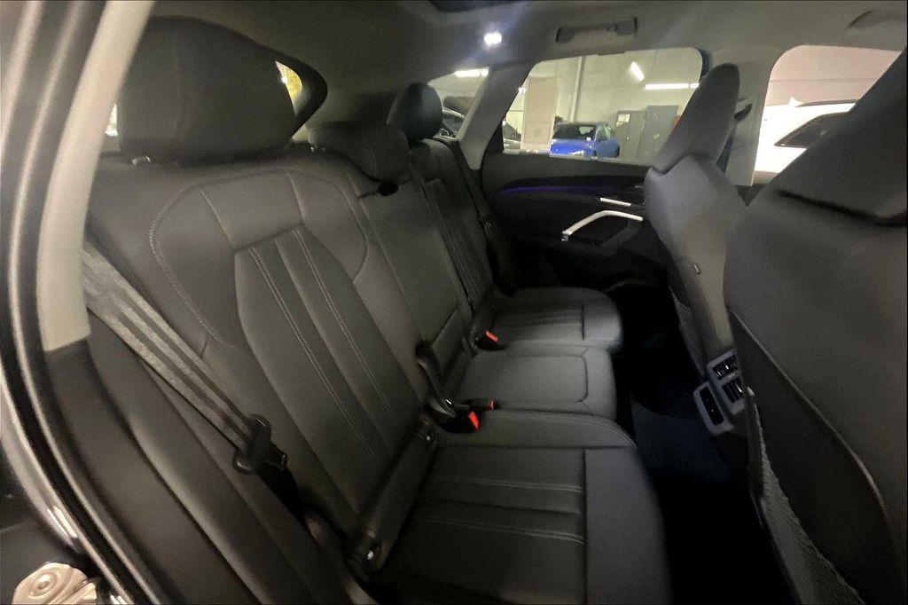 new 2025 Audi Q5 car, priced at $59,109