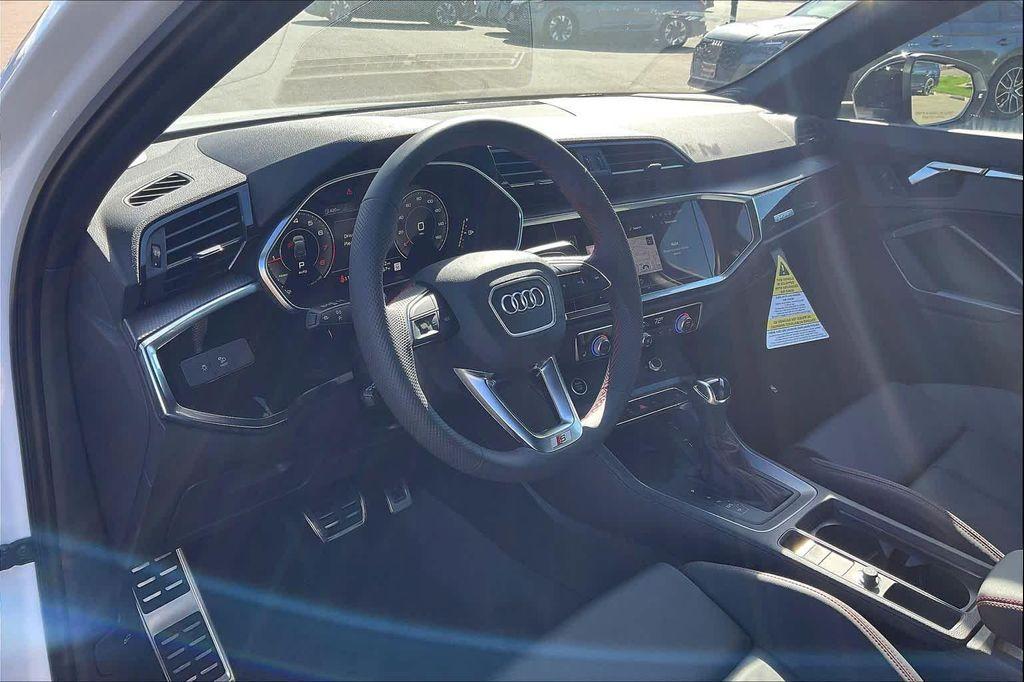 new 2025 Audi Q3 car, priced at $47,895