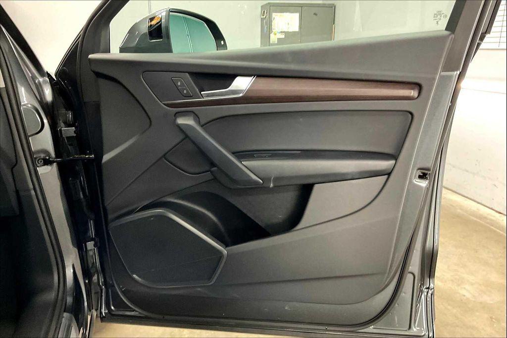 used 2024 Audi Q5 car, priced at $40,948