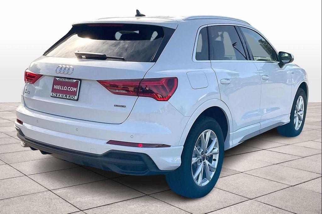 new 2025 Audi Q3 car, priced at $47,195