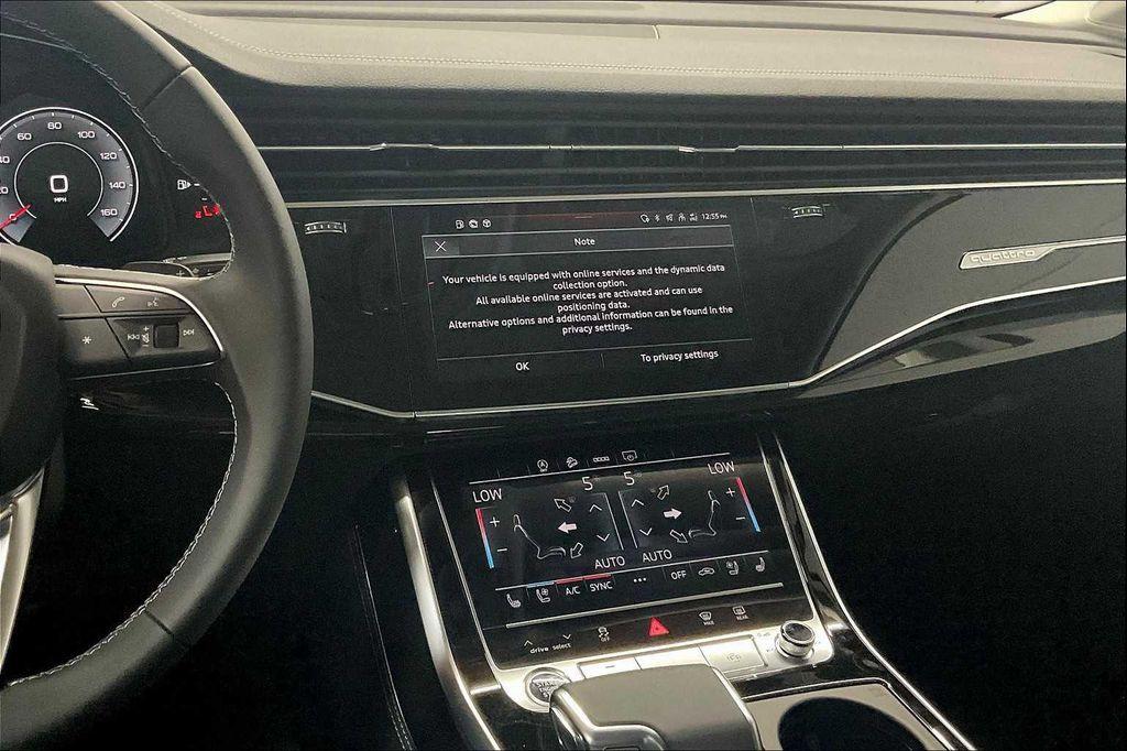 new 2025 Audi Q7 car, priced at $76,190