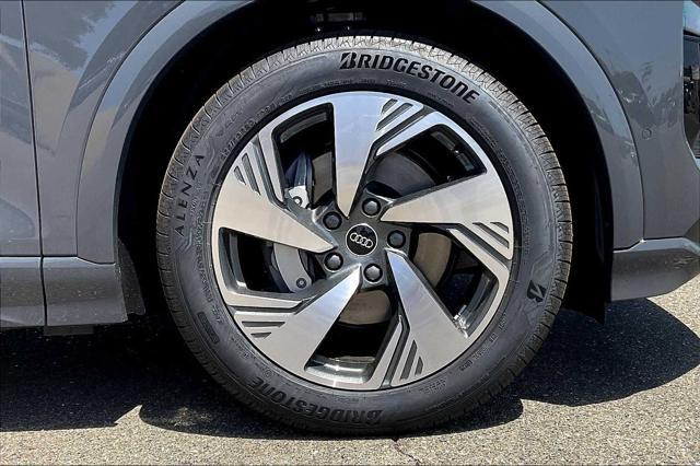 new 2025 Audi Q6 e-tron car, priced at $76,195