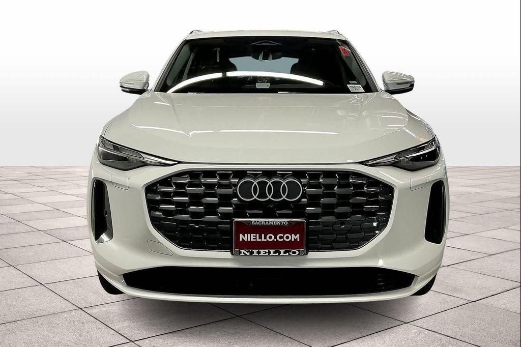 new 2025 Audi Q5 car, priced at $55,580