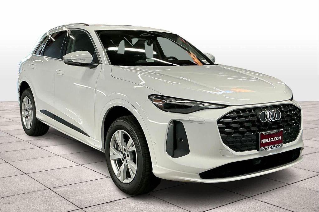 new 2025 Audi Q5 car, priced at $55,580