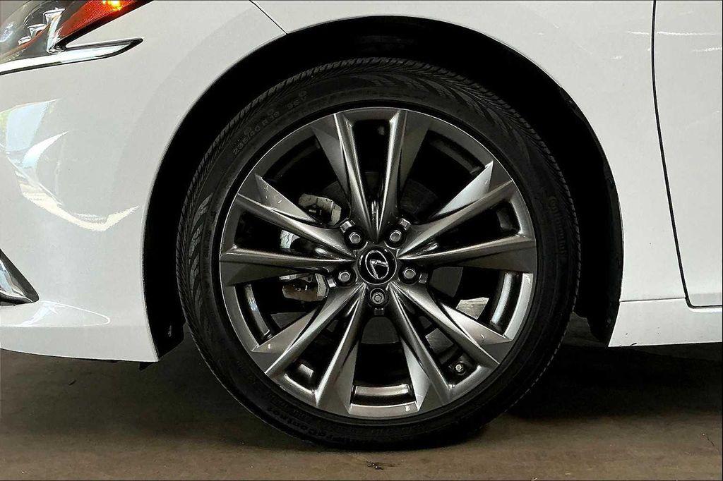 used 2019 Lexus ES 350 car, priced at $30,294