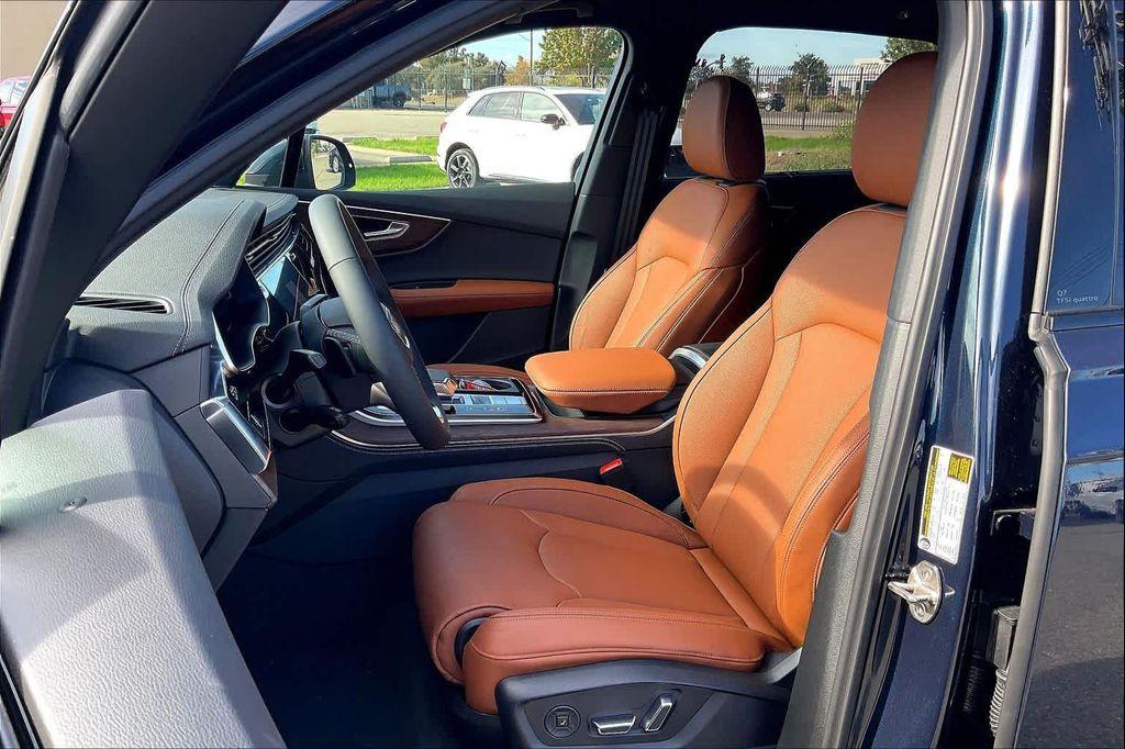 new 2026 Audi Q7 car, priced at $81,035
