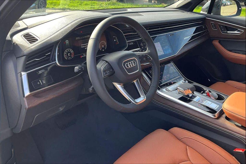 new 2026 Audi Q7 car, priced at $81,035