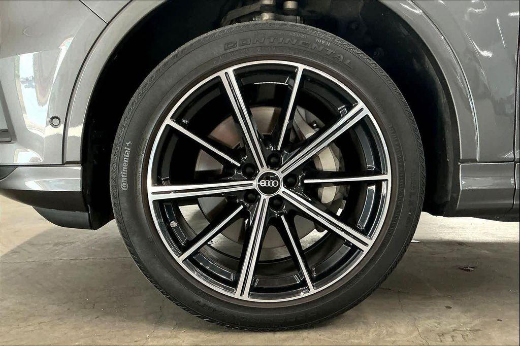 used 2023 Audi Q7 car, priced at $43,469