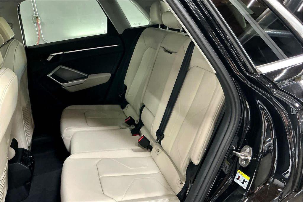 new 2025 Audi Q3 car, priced at $47,065