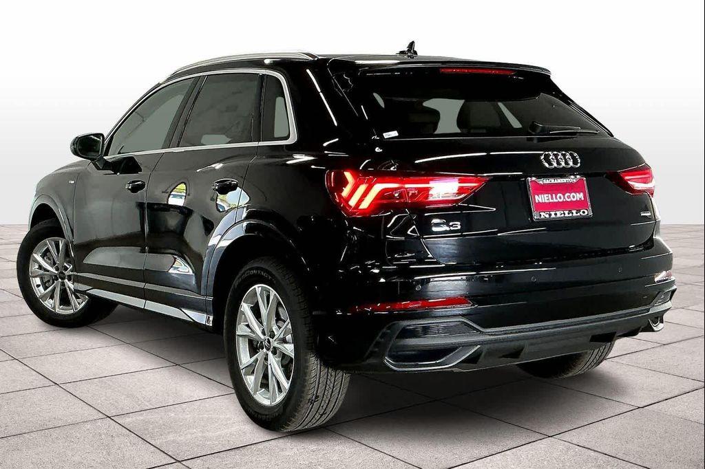 new 2025 Audi Q3 car, priced at $47,065