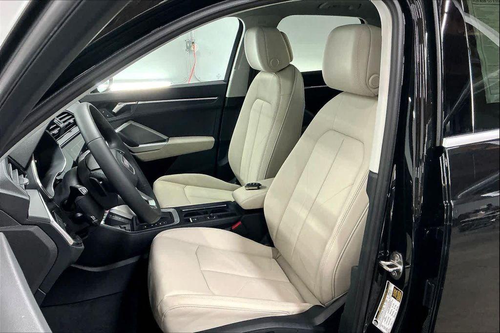 new 2025 Audi Q3 car, priced at $47,065