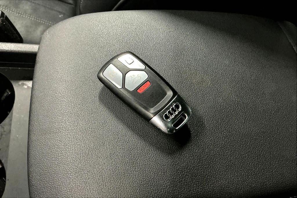 used 2023 Audi Q5 car, priced at $32,250