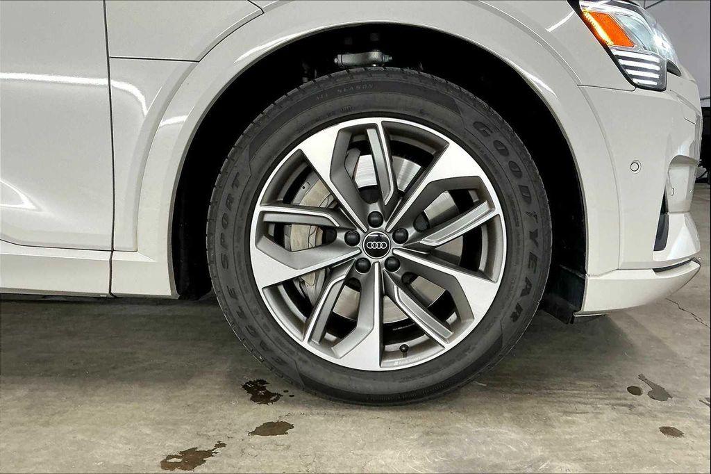 used 2021 Audi e-tron car, priced at $24,286
