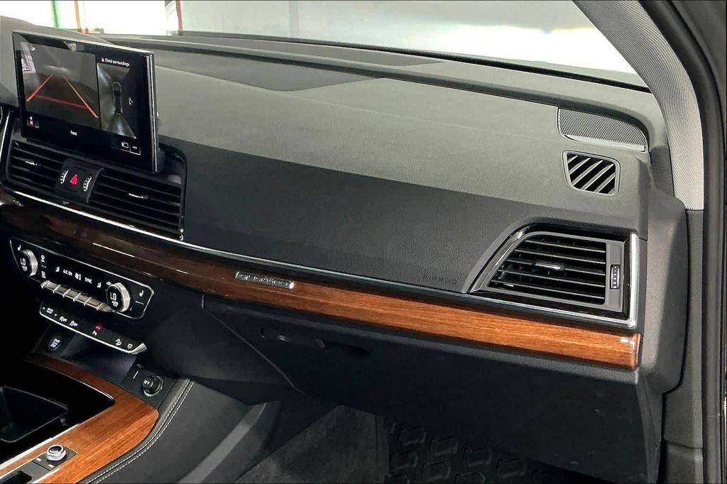 used 2023 Audi Q5 car, priced at $31,400