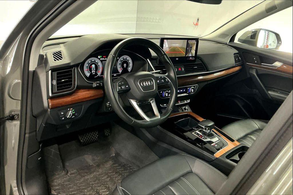 used 2023 Audi Q5 car, priced at $31,400