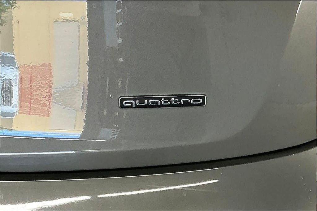 used 2023 Audi Q5 car, priced at $31,400