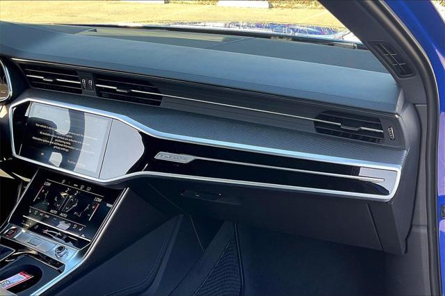 new 2025 Audi RS 6 Avant car, priced at $151,296