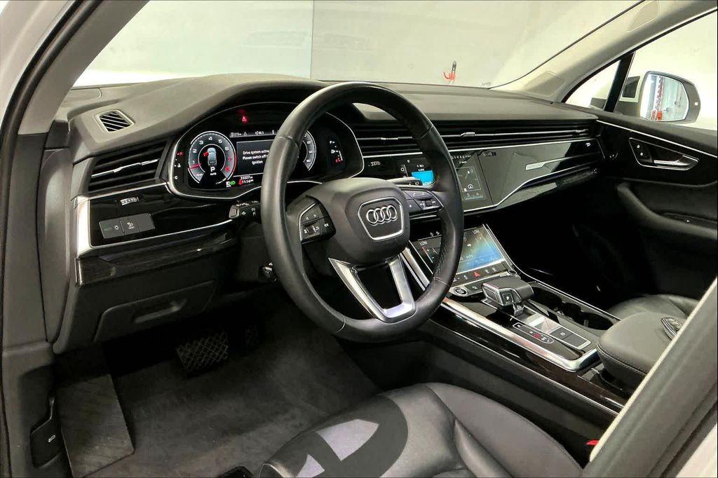 used 2022 Audi Q7 car, priced at $38,158