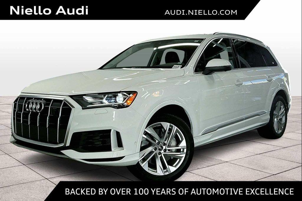 used 2022 Audi Q7 car, priced at $38,158