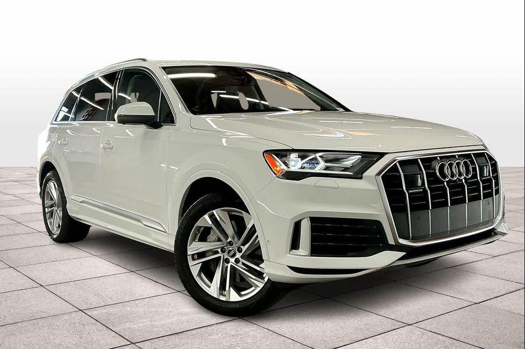 used 2022 Audi Q7 car, priced at $38,158