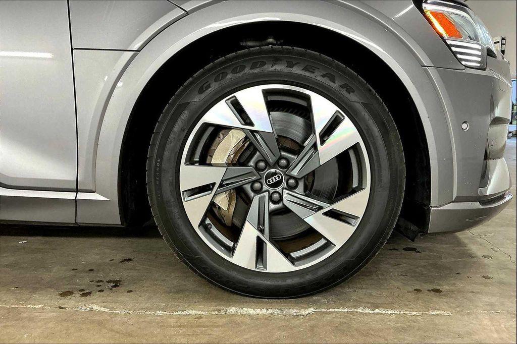 used 2021 Audi e-tron car, priced at $20,661