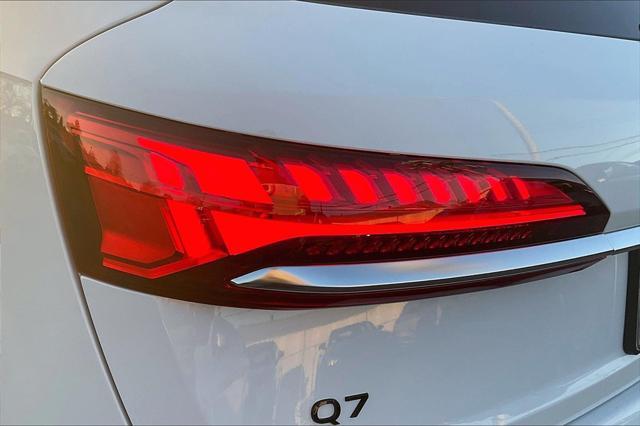 new 2025 Audi Q7 car, priced at $71,340