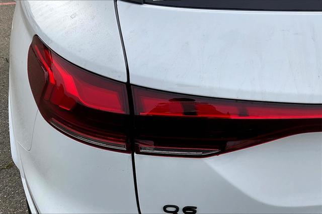 new 2025 Audi Q6 e-tron car, priced at $76,025
