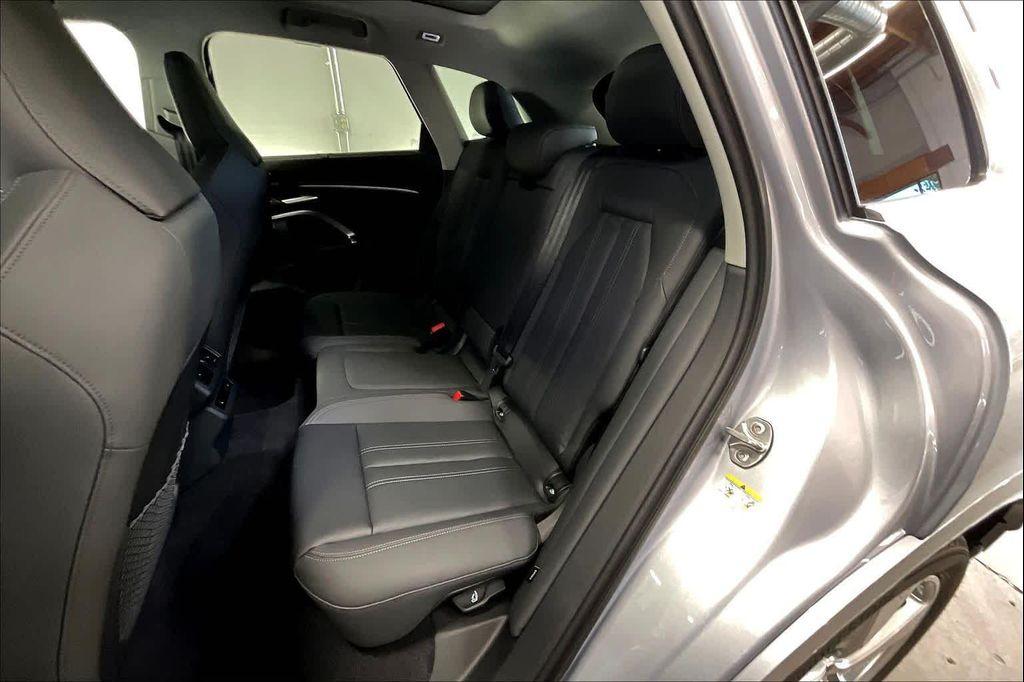 new 2025 Audi Q5 car, priced at $64,990