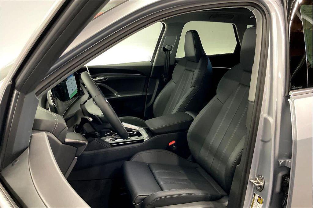new 2025 Audi Q5 car, priced at $64,990