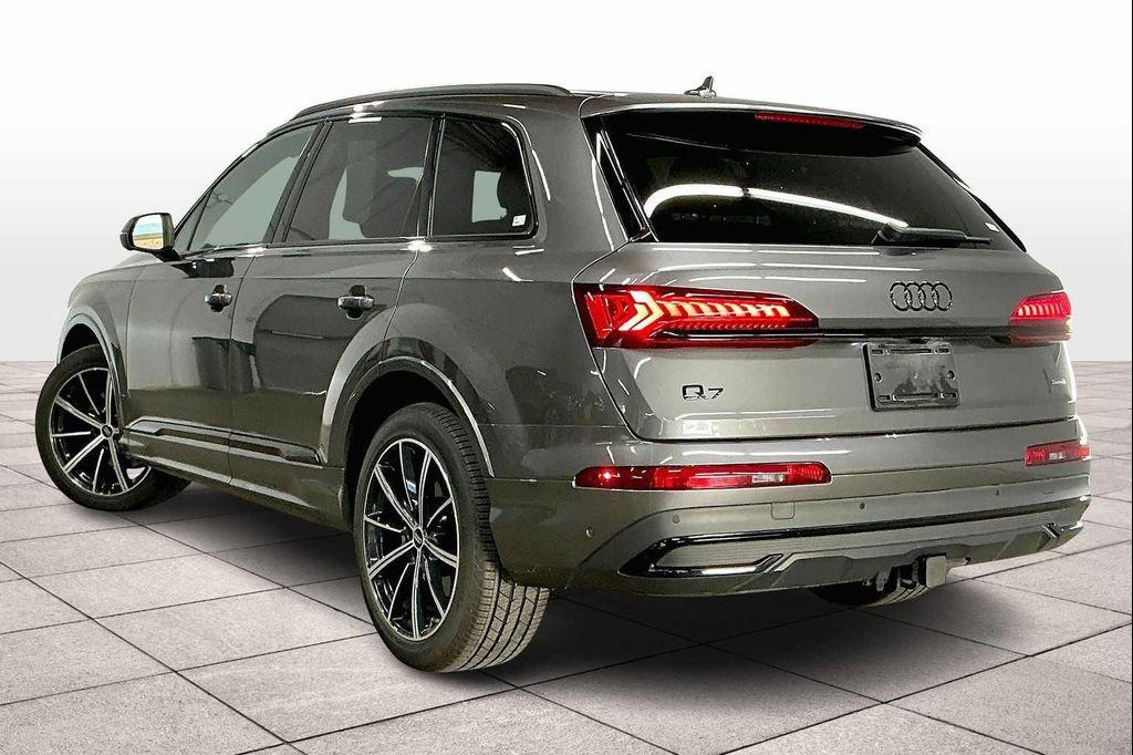 used 2023 Audi Q7 car, priced at $44,050