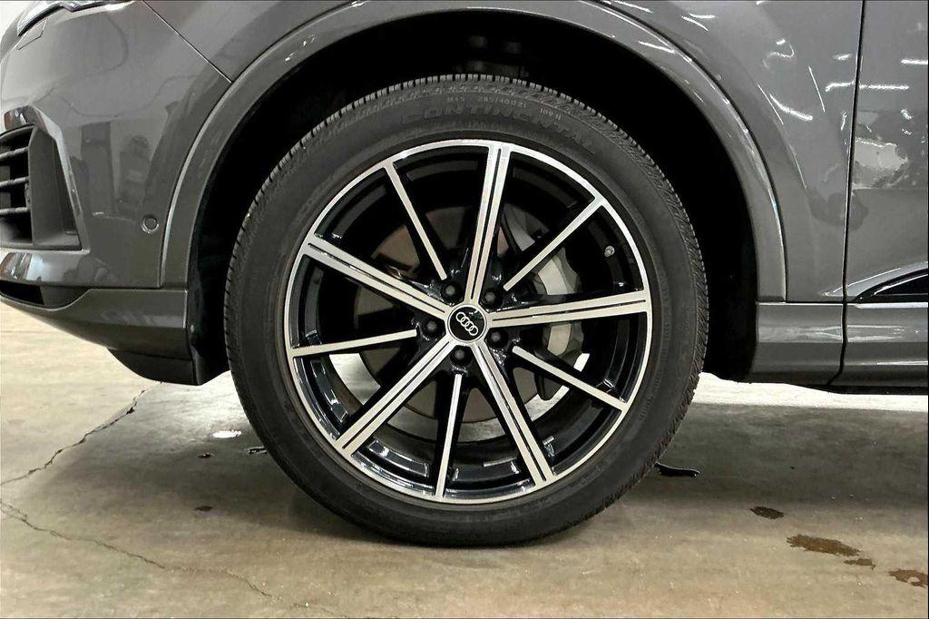 used 2023 Audi Q7 car, priced at $44,050
