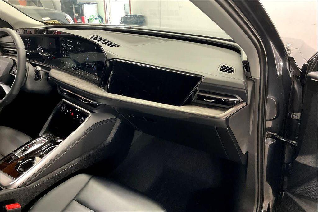 new 2025 Audi Q5 car, priced at $60,975