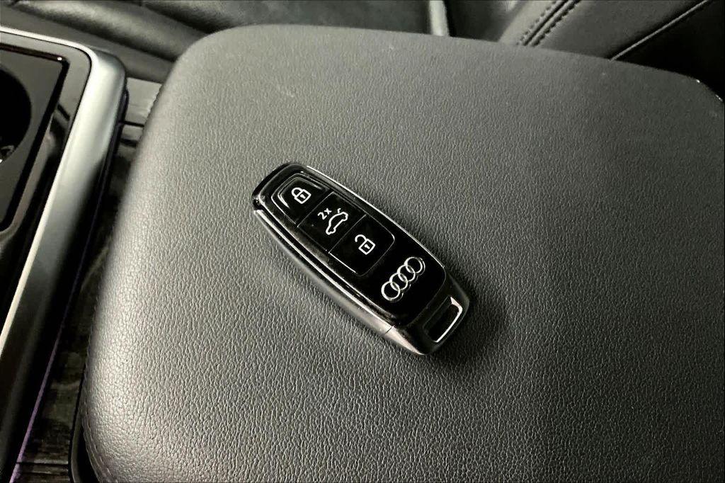 used 2022 Audi Q7 car, priced at $41,237