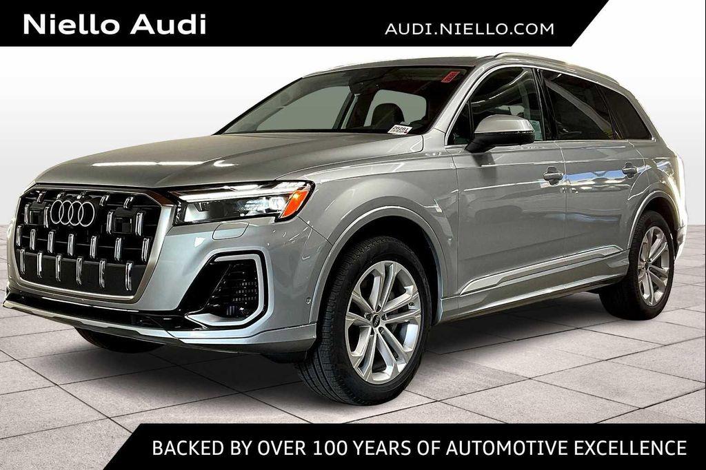 new 2025 Audi Q7 car, priced at $67,090
