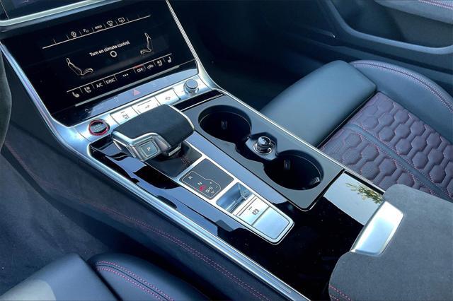 new 2025 Audi RS 6 Avant car, priced at $154,295