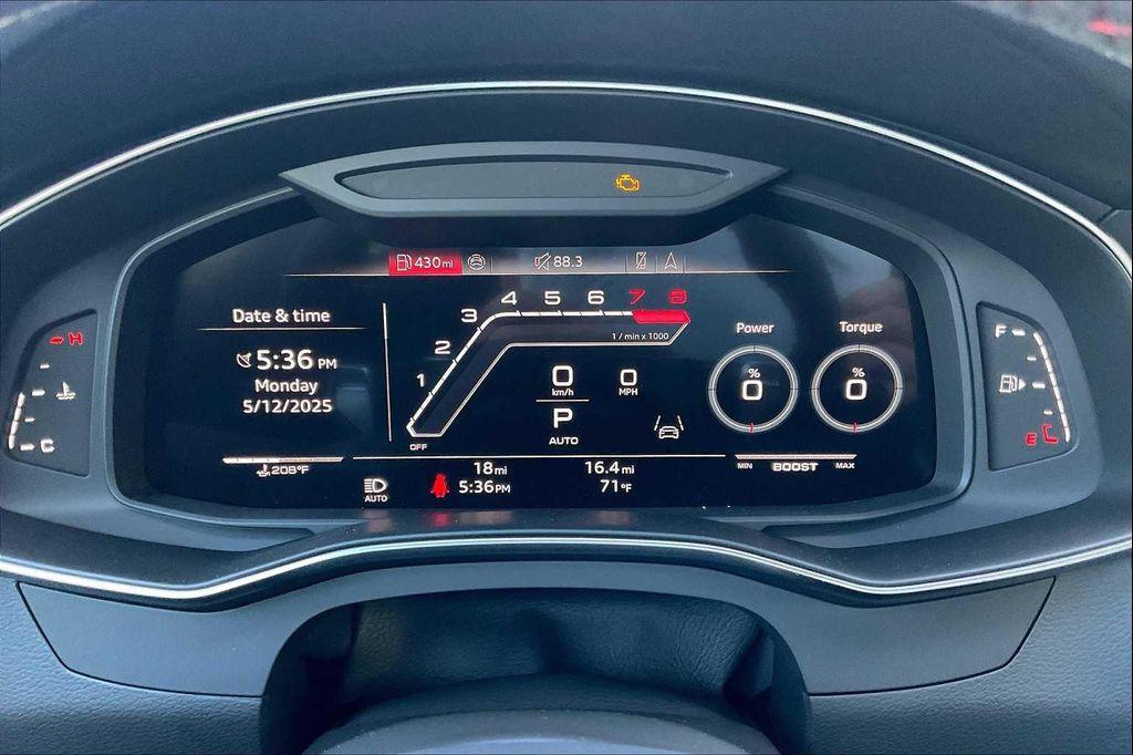 new 2025 Audi RS 6 Avant car, priced at $154,295