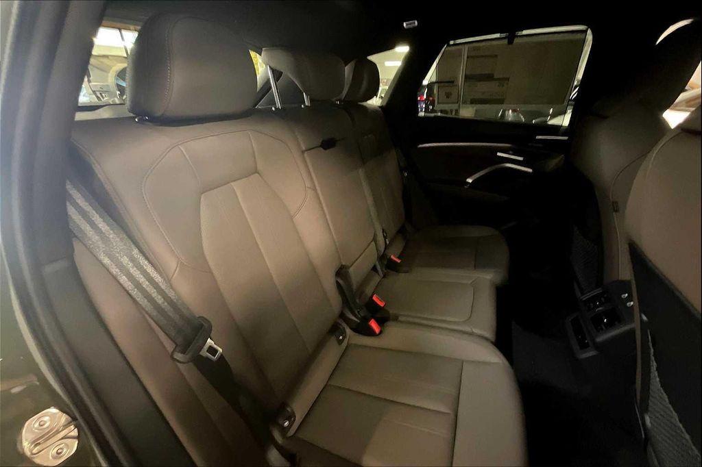 new 2025 Audi Q5 car, priced at $60,340