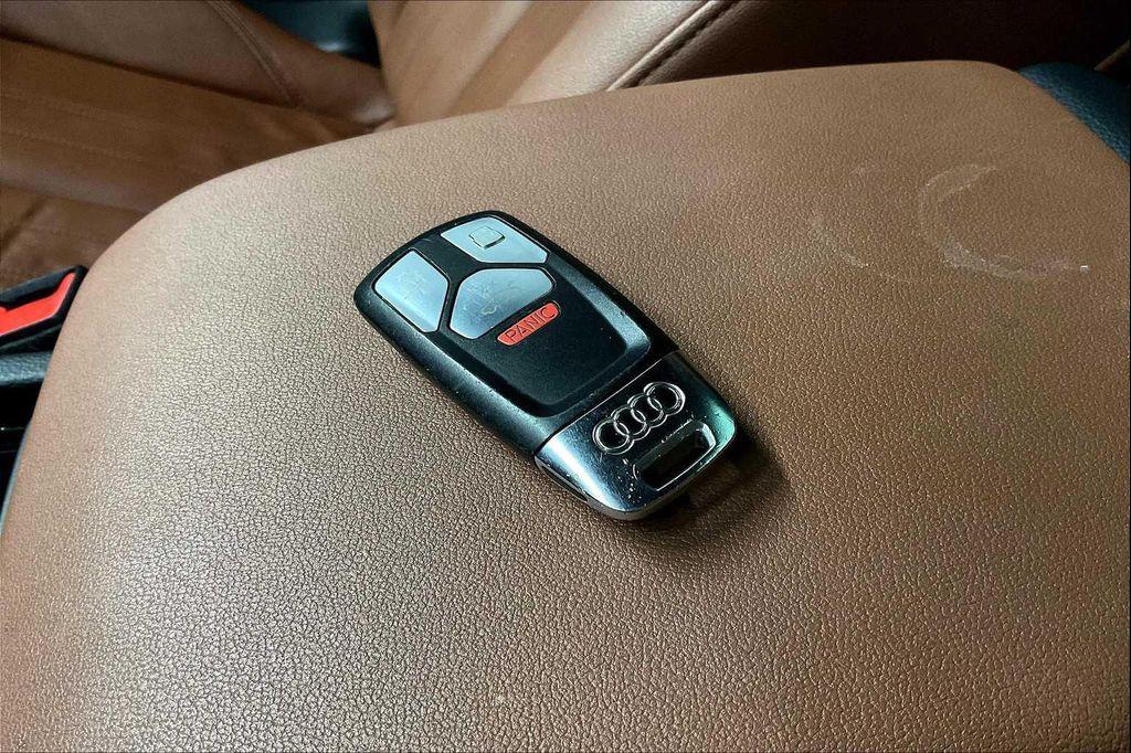 used 2022 Audi Q5 car, priced at $26,089