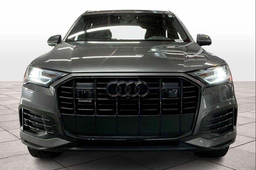used 2022 Audi Q7 car, priced at $31,400