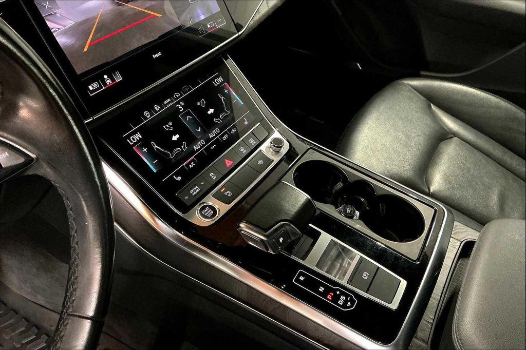 used 2022 Audi Q7 car, priced at $31,400