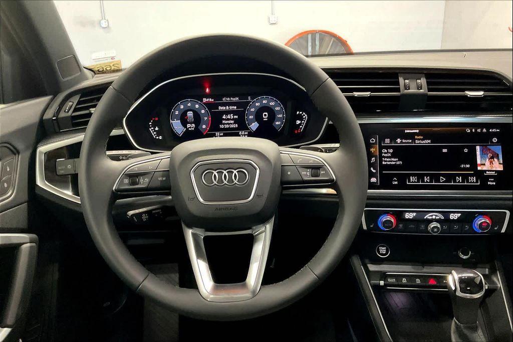 new 2025 Audi Q3 car, priced at $45,760