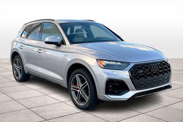 new 2025 Audi Q5 car, priced at $72,560