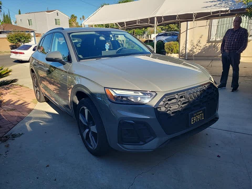 used 2023 Audi Q5 car, priced at $32,098