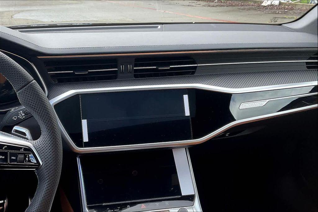 new 2025 Audi RS 6 Avant car, priced at $140,390